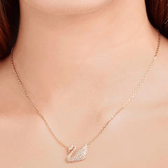 Rose Gold Swan pendant with chain