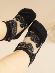 Fancy Frill Netted Socks