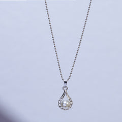 Silver Pearl Pendant With Chain